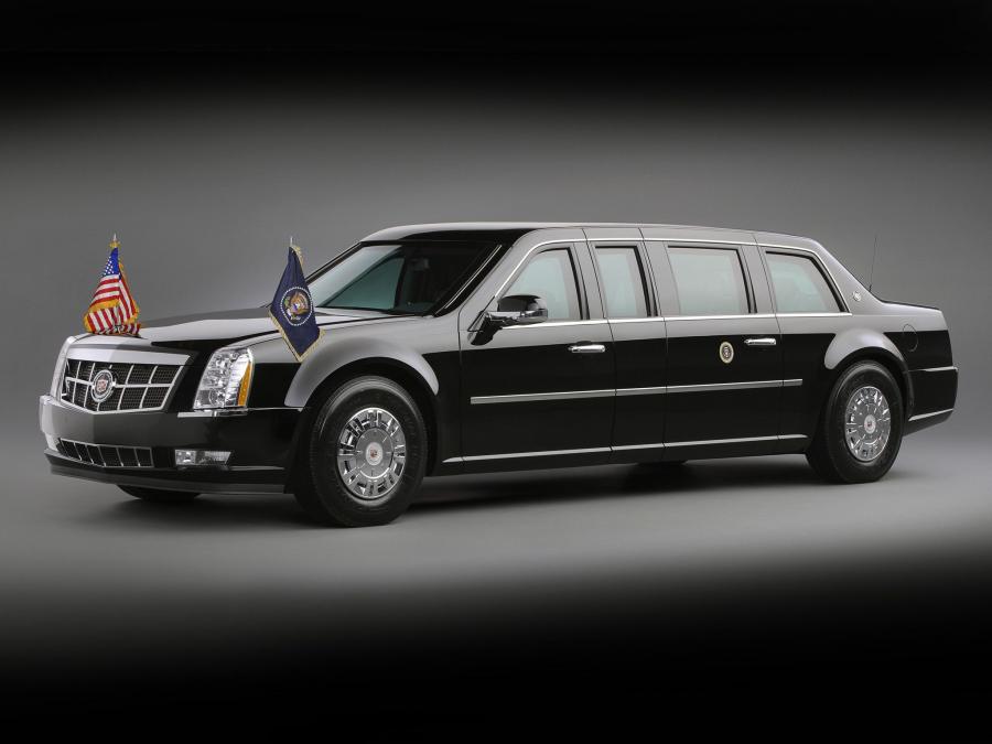  Cadillac DTS Presidential State Car 2009 года  (фото 2 из 6)